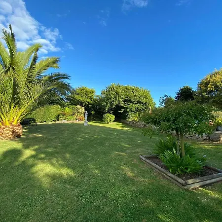 בית נופש In Normandy Near Sandy Beaches *